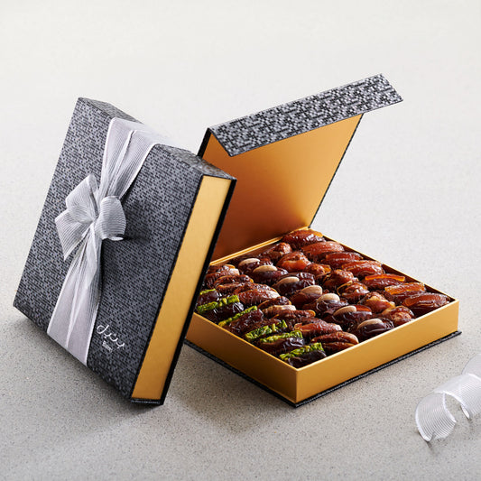 Bateel Black Sapphire Gift Set  Medium Filled Dates-AE