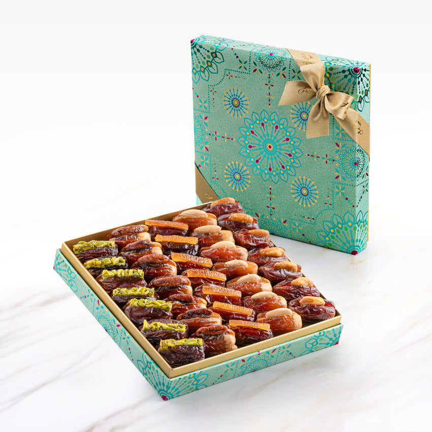 Bateel Aura Gift Set - Premium Filled Dates - Medium Diwali Collection -AE