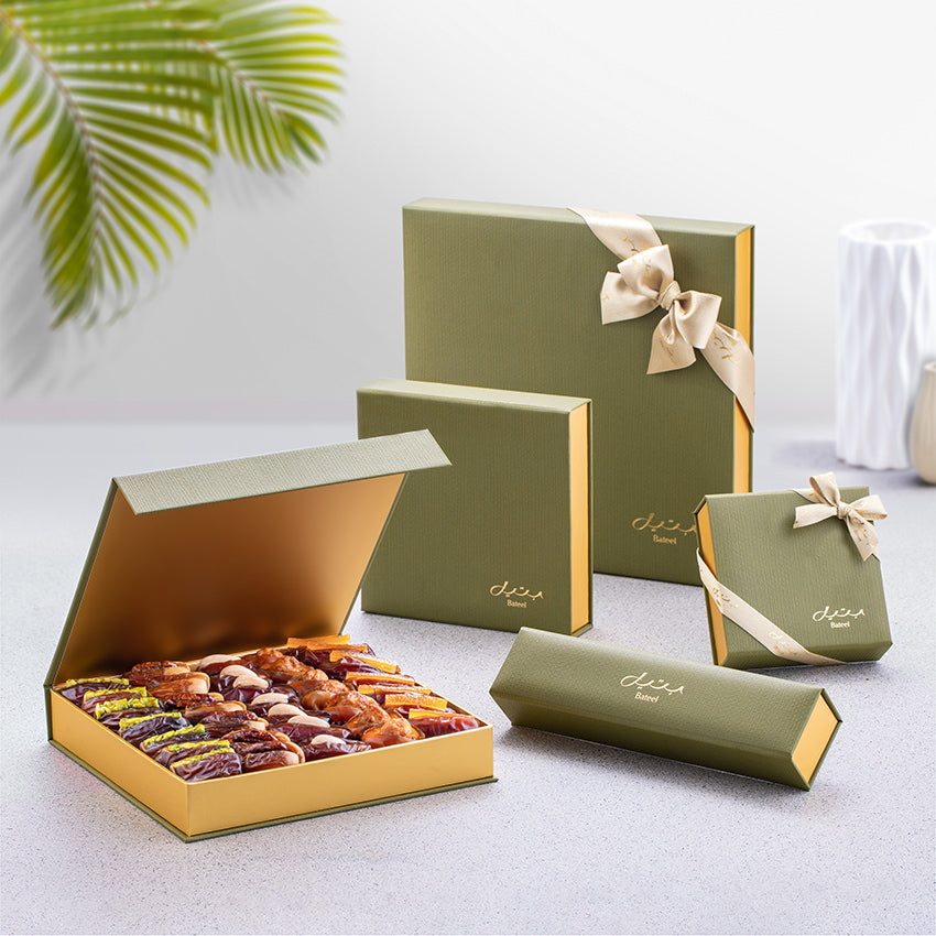 Bateel Palm Gift Set Chest of Drawer Premium Filled Dates-AE